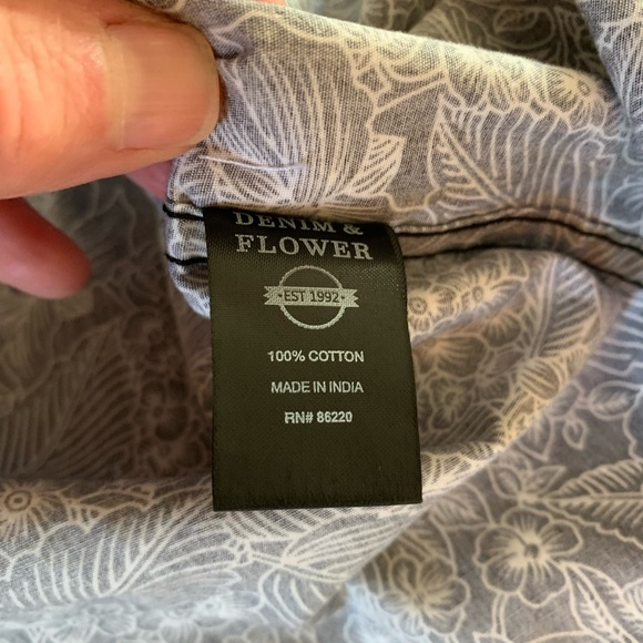 NWOT Denim & Flower Men’s casual button down - Picture 6 of 7